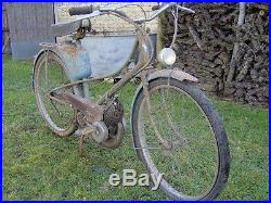 Ancienne MOBYLETTE MOTOCONFORT BG A GALET, vintage, scooter, moto, cyclo, peugeot