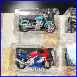 Lot de 16 pièces bihebdomadaires Moto Collection